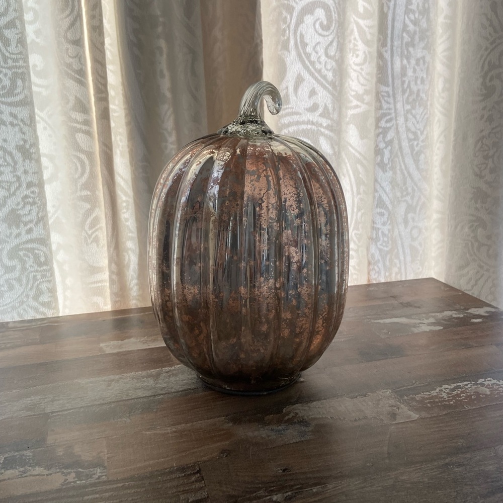 LIGHT UP GLASS PUMPKIN ✨